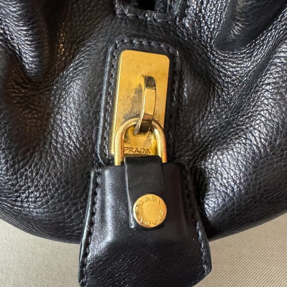 Vintage Prada Glacé Calf Leather Handbag with Strap (Authenticated) - Picture 6 of 16